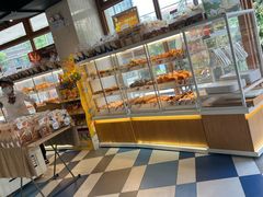 -85度C(生甜甜圈研究工坊·上海平凉店)