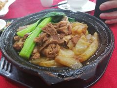 啫啫牛腩煲粉-鼎珑点心仔(燕塘店)