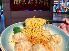 -馋三尺蟹粉小笼(人民广场店)