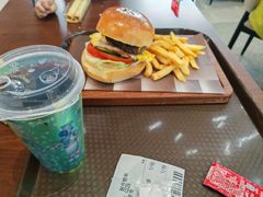 -上海科技馆(地铁站)