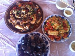 -老根农家饭店