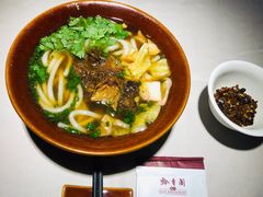 花溪牛肉粉-黔香阁·味(花木店)