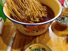 -拈签一笑黄牛肉辣卤串串