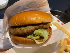 经典肉酱汁汁厚作牛肉汉堡单人餐-肯德基(襄阳航空路店)
