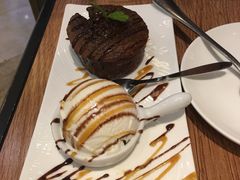 -玛格萝妮(汇智国际商业中心店)