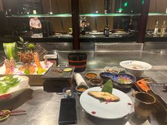 -万岛日本料理铁板烧(万泰国际店)