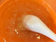 银耳羹-龙抄手(春熙路总店)