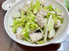 韭黄炒鱿鱼-聂记粤菜馆(鼓西路店)