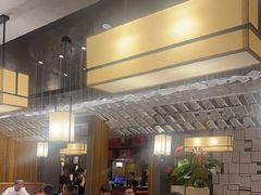 -闫府私房菜(恒隆店)