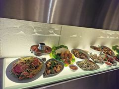 -大头虾越式风味餐厅(光明广场店)