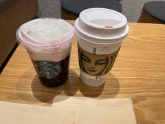 -星巴克臻选(上海陆家嘴中心店)