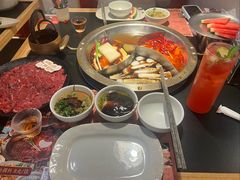 -廖掌柜·重庆鲜货火锅(上海首店)