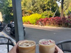 -ommo cafe(半岛城邦店)
