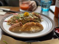 烤三文鱼沙拉-O'mills Sourdough Bakery&Bistro(永嘉路店)