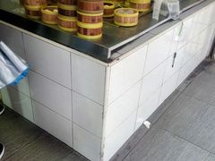 -三身人金新肠粉(丹霞店)