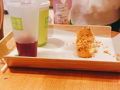 -奈雪的茶(湖滨银泰in77C区PRO店)
