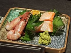 -铭牛烧肉·和牛海鲜自助(高新月牙湖店)
