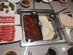 -海底捞火锅(关山保利店)
