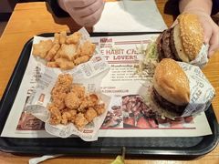 -The Habit Burger Grill 哈比特汉堡(复兴soho店)