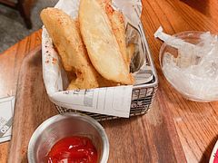 薯角-I HOLIC艾豪丽披萨(KKone店)