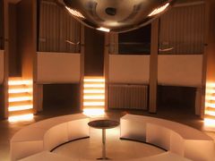 -涨巢·潮玩水疗局