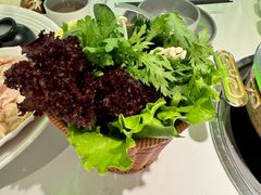 -洪氏嗨捞·广东猪肚鸡·椰子鸡火锅(西咸万象城店)