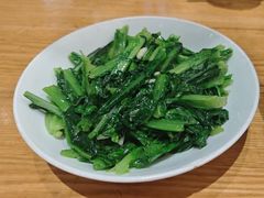 清炒油麦菜-龚兴城鱼羊吉·家传湖北菜(苗栗路总店)