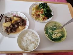 -爱贝尔高端月嫂(母婴护理)