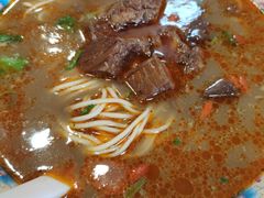 -金杨拉面王小吃面馆·牛三宝面·红烧牛肉粉