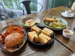 -The BREW·酿餐厅(浦东嘉里大酒店)