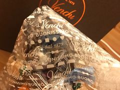 -VENCHI 闻绮(北京国贸商城店)