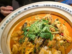 -魏铭鱼头捞饭(晋阳路店)