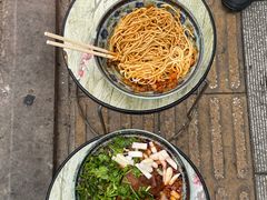 -牛师傅牛肉面(尚隆路店)
