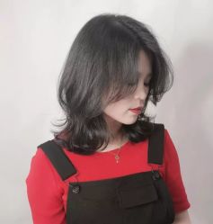 -时尚殿堂明星门店