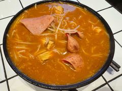 -肥汁米蘭香港米线(长宁来福士店)