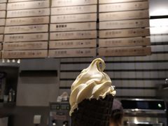 -喜茶(上海打浦桥日月光gelato lab+店)