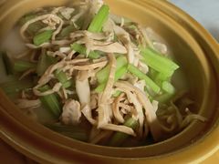 井冈山笋尖-鄱阳湖·江西小炒·瓦罐煨汤(五道口店)