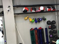 -Freedom Fitness私教健身俱乐部(徐虹北路店)