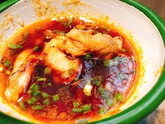 -沪小二炭火蛙锅(淮海中路美食不夜城店)