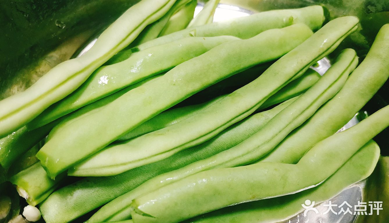 绿油油的下饭菜 · 四季豆炒肉