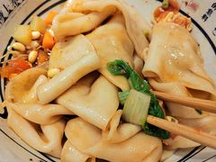 -陇上秦轩西安biangbiang面(朝龙汇店)