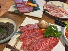 -炼火烤肉店