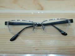 -豪门视光·星趣控·蔡司依视路眼镜代理商(中央大街店)