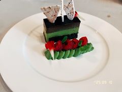 -塞纳河法国餐厅(意式风情街店)