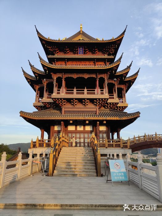 鸡鸣山公园图片