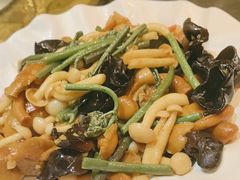 -诺敏塔拉奶茶-布里亚特包子-手把肉(锦都会店)