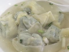 -珊珊小笼馆(仙霞路店)