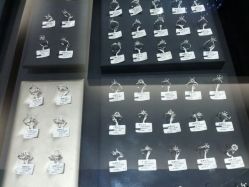 android_upload_pic-威德钻石-克拉钻大本营(南京东路店)