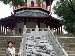 -绳金塔