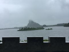 -英德宝晶宫天鹅湖茶语温泉